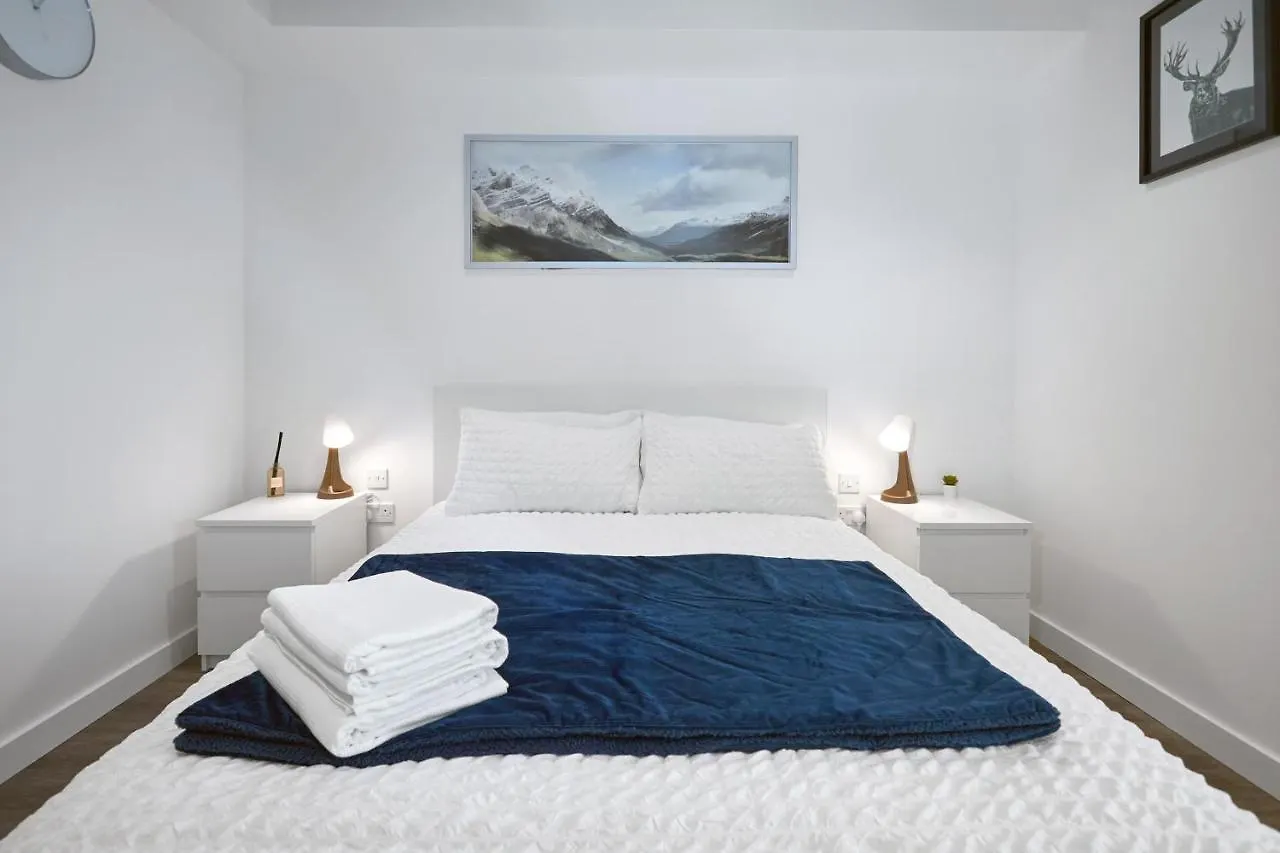Morden Lovely 3Bedroom Apartment London Abbey Wood